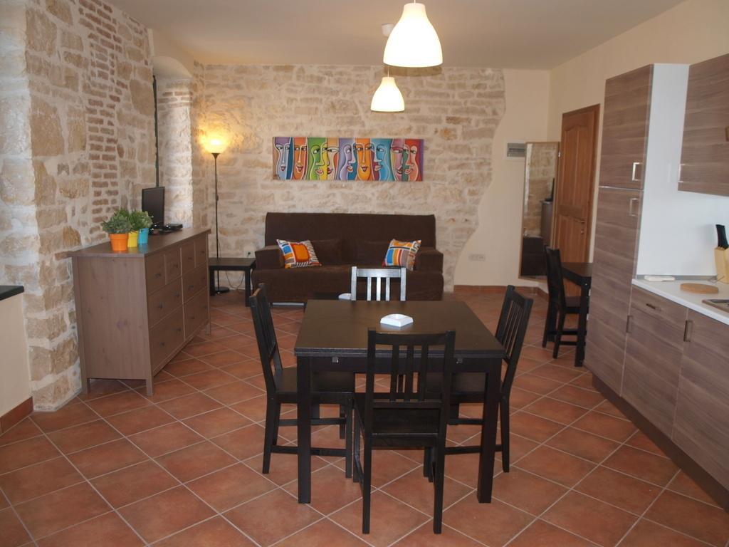 Rovinj'S Flowers Apartments Habitación foto